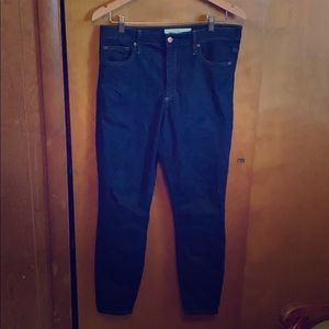 Gap dark blue skinny jean